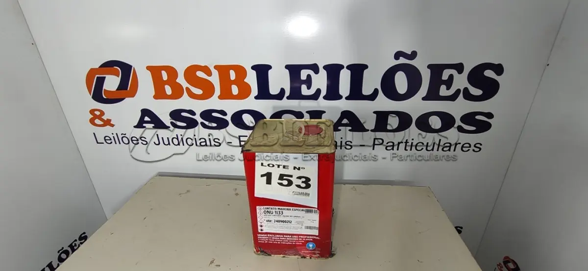 LOTE 153 - 01 - LATA DE COLA DE CONTATO QUIMICOLLA (NO ESTADO, NÃO SABEMOS SE FUNCIONA. LEILÃO NÃO TEM GARANTIA E NEM DEVOLUÇÃO, SUJEITO A POSSÍVEIS AVARIAS VISÍVEIS/OCULTAS E/OU AUSÊNCIA DE COMPONENTES)
