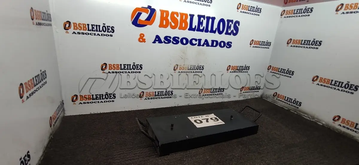 LOTE 079 - 01 – PEÇA DE FERRO (NO ESTADO, NÃO SABEMOS SE FUNCIONA. LEILÃO NÃO TEM GARANTIA E NEM DEVOLUÇÃO, SUJEITO A POSSÍVEIS AVARIAS VISÍVEIS/OCULTAS E/OU AUSÊNCIA DE COMPONENTES)