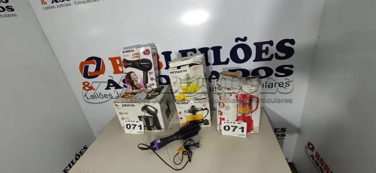 LOTE 071 - 06 – ELETRODOMÉSTICOS DIVERSOS (NO ESTADO, NÃO SABEMOS SE FUNCIONA. LEILÃO NÃO TEM GARANTIA E NEM DEVOLUÇÃO, SUJEITO A POSSÍVEIS AVARIAS VISÍVEIS/OCULTAS E/OU AUSÊNCIA DE COMPONENTES)