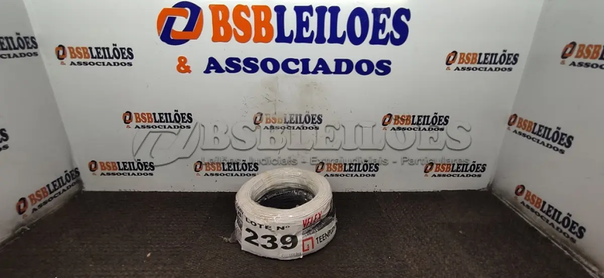 LOTE 239 - 02 - CABOS FLEXÍVEL 1X2,5MM 100MT 750V TEENFLEX (NO ESTADO, NÃO SABEMOS SE FUNCIONA. LEILÃO NÃO TEM GARANTIA E NEM DEVOLUÇÃO, SUJEITO A POSSÍVEIS AVARIAS VISÍVEIS/OCULTAS E/OU AUSÊNCIA DE COMPONENTES)