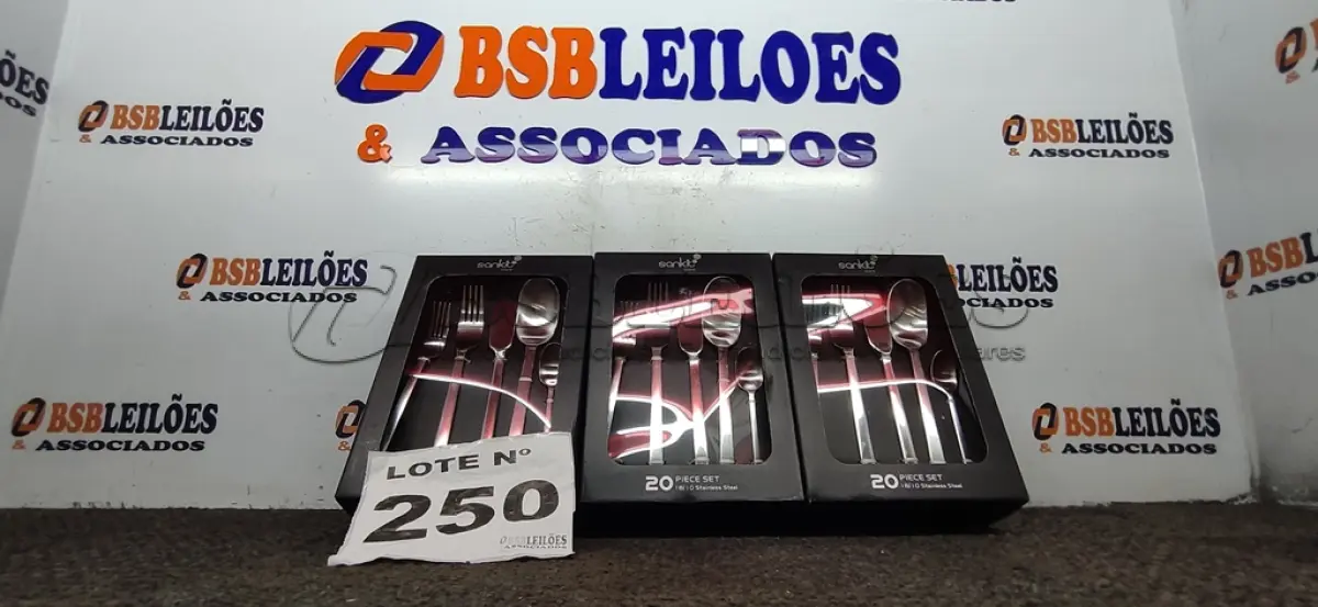 LOTE 250 - 03 - KITS JOGO TALHERES LINHA SANKIT 20 PEÇAS PRATA - PREMIUM (NO ESTADO, NÃO SABEMOS SE FUNCIONA. LEILÃO NÃO TEM GARANTIA E NEM DEVOLUÇÃO, SUJEITO A POSSÍVEIS AVARIAS VISÍVEIS/OCULTAS E/OU AUSÊNCIA DE COMPONENTES)