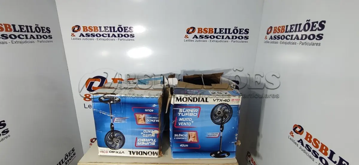 LOTE 257 - 04 - VENTILADORES DIVERSOS 110V (NO ESTADO, NÃO SABEMOS SE FUNCIONA. LEILÃO NÃO TEM GARANTIA E NEM DEVOLUÇÃO, SUJEITO A POSSÍVEIS AVARIAS VISÍVEIS/OCULTAS E/OU AUSÊNCIA DE COMPONENTES)