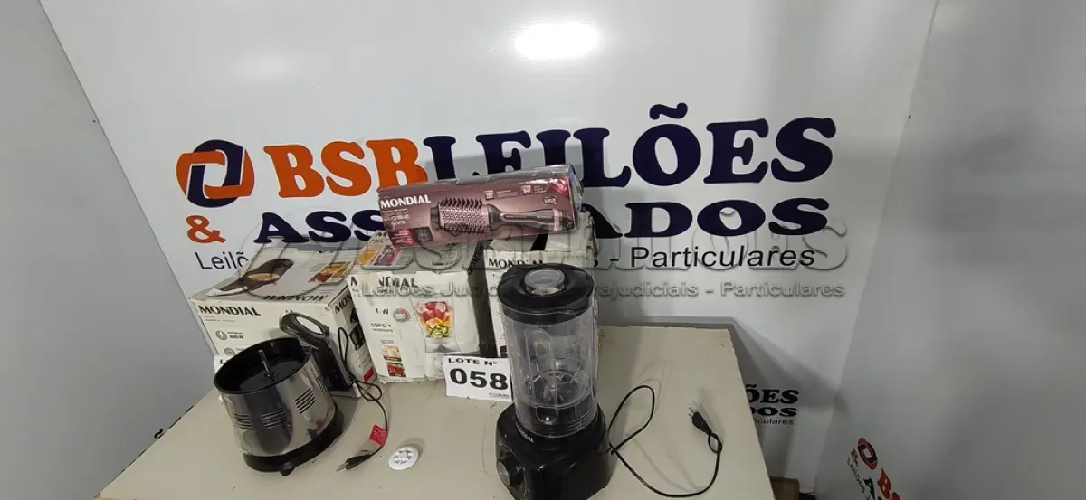 LOTE 058 - 06 – ELETRODOMÉSTICOS DIVERSOS (NO ESTADO, NÃO SABEMOS SE FUNCIONA. LEILÃO NÃO TEM GARANTIA E NEM DEVOLUÇÃO, SUJEITO A POSSÍVEIS AVARIAS VISÍVEIS/OCULTAS E/OU AUSÊNCIA DE COMPONENTES)