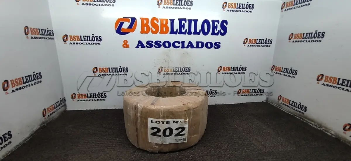 LOTE 202 - 01 - ROLO DE FITA DE ARQUEAR (NO ESTADO, NÃO SABEMOS SE FUNCIONA. LEILÃO NÃO TEM GARANTIA E NEM DEVOLUÇÃO, SUJEITO A POSSÍVEIS AVARIAS VISÍVEIS/OCULTAS E/OU AUSÊNCIA DE COMPONENTES)