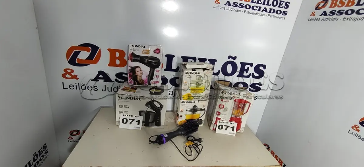 LOTE 071 - 06 – ELETRODOMÉSTICOS DIVERSOS (NO ESTADO, NÃO SABEMOS SE FUNCIONA. LEILÃO NÃO TEM GARANTIA E NEM DEVOLUÇÃO, SUJEITO A POSSÍVEIS AVARIAS VISÍVEIS/OCULTAS E/OU AUSÊNCIA DE COMPONENTES)