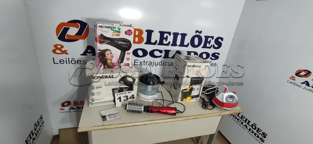 LOTE 134 - 07 – ELETRODOMÉSTICOS DIVERSOS (NO ESTADO, NÃO SABEMOS SE FUNCIONA. LEILÃO NÃO TEM GARANTIA E NEM DEVOLUÇÃO, SUJEITO A POSSÍVEIS AVARIAS VISÍVEIS/OCULTAS E/OU AUSÊNCIA DE COMPONENTES)