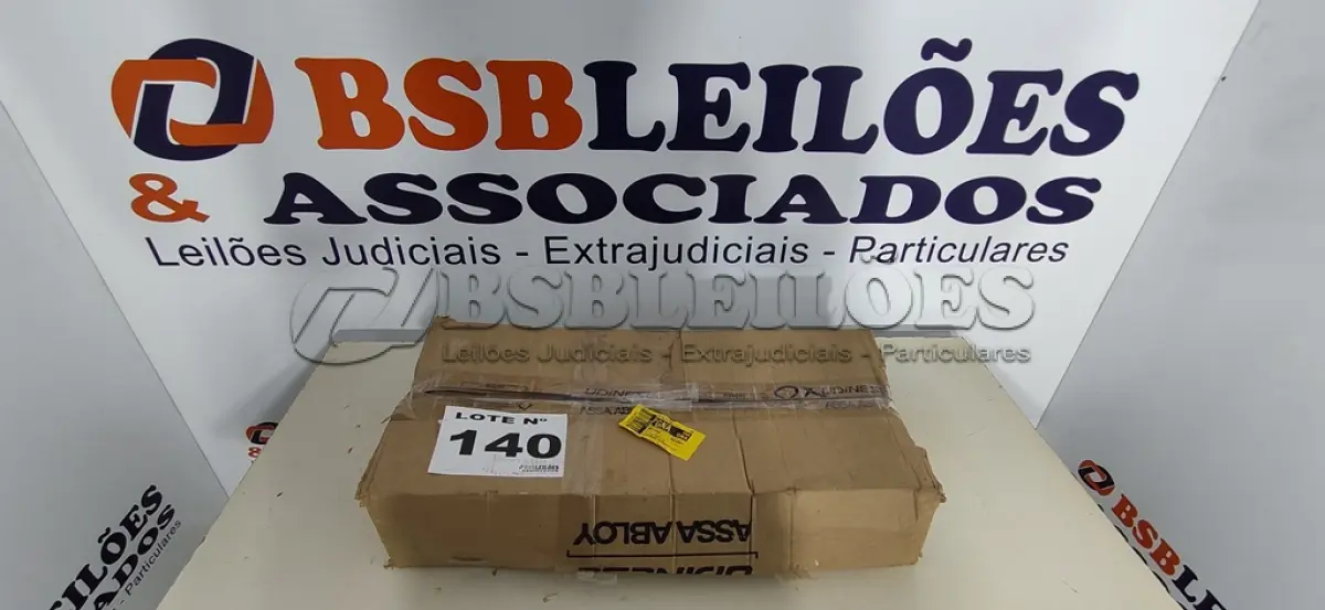 LOTE 140 - 01 LOTE C/ ACESSÓRIOS PARA ESQUADRIAS DE ALUMÍNIO (NO ESTADO, NÃO SABEMOS SE FUNCIONA. LEILÃO NÃO TEM GARANTIA E NEM DEVOLUÇÃO, SUJEITO A POSSÍVEIS AVARIAS VISÍVEIS/OCULTAS E/OU AUSÊNCIA DE COMPONENTES)