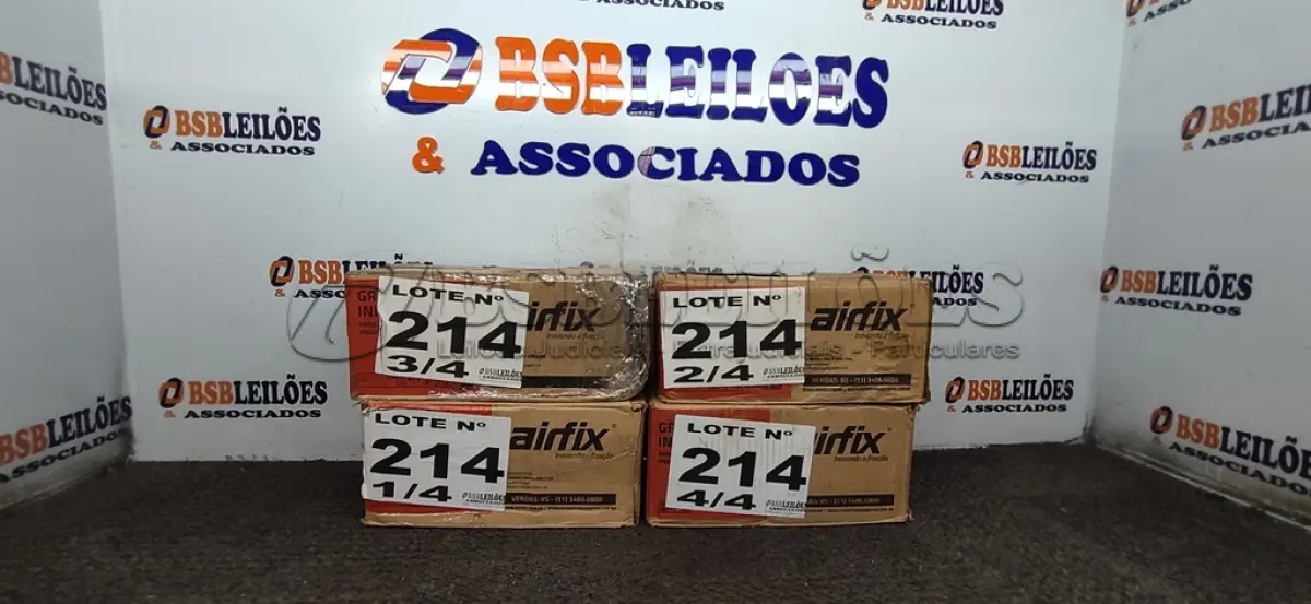 LOTE 214 - 04 - CAIXAS DE GRAMPO PARA GRAMPEADOR 14/38 CX 15.640 UNIDADES - AIRFIX (NO ESTADO, NÃO SABEMOS SE FUNCIONA. LEILÃO NÃO TEM GARANTIA E NEM DEVOLUÇÃO, SUJEITO A POSSÍVEIS AVARIAS VISÍVEIS/OCULTAS E/OU AUSÊNCIA DE COMPONENTES)