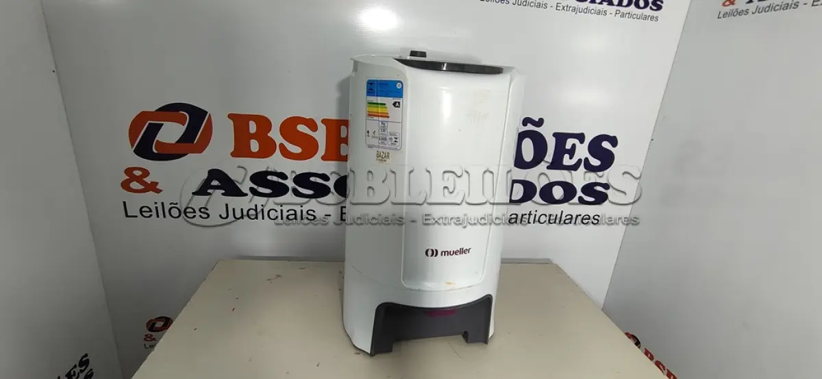 LOTE 095 - 01 - CENTRIFUGA MUELLER 15 KG 220V (NO ESTADO, NÃO SABEMOS SE FUNCIONA. LEILÃO NÃO TEM GARANTIA E NEM DEVOLUÇÃO, SUJEITO A POSSÍVEIS AVARIAS VISÍVEIS/OCULTAS E/OU AUSÊNCIA DE COMPONENTES)