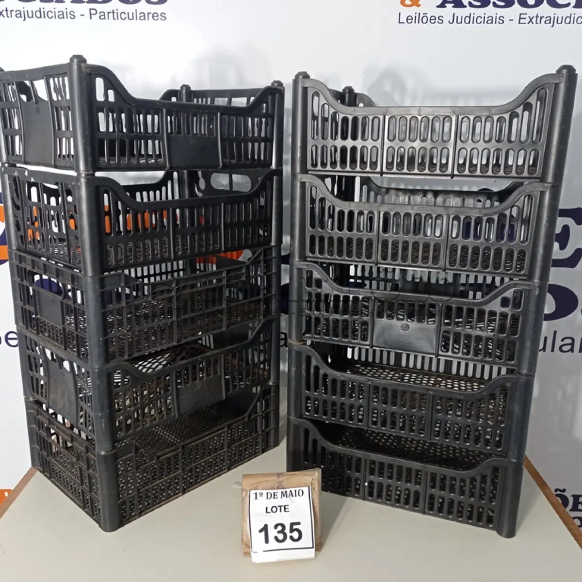 LOTE 135