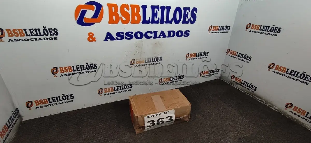 LOTE 363 - 15 - DRIVER TASCHIBRA P/ PAINEL LED 32W AUTOVOLT (NO ESTADO, NÃO SABEMOS SE FUNCIONA. LEILÃO NÃO TEM GARANTIA E NEM DEVOLUÇÃO, SUJEITO A POSSÍVEIS AVARIAS VISÍVEIS/OCULTAS E/OU AUSÊNCIA DE COMPONENTES)