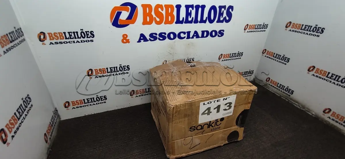 LOTE 413 - 03 - REMOVEDORES DE CERA CONCENTRADO DEOLINE 5LITROS (NO ESTADO, NÃO SABEMOS SE FUNCIONA. LEILÃO NÃO TEM GARANTIA E NEM DEVOLUÇÃO, SUJEITO A POSSÍVEIS AVARIAS VISÍVEIS/OCULTAS E/OU AUSÊNCIA DE COMPONENTES)