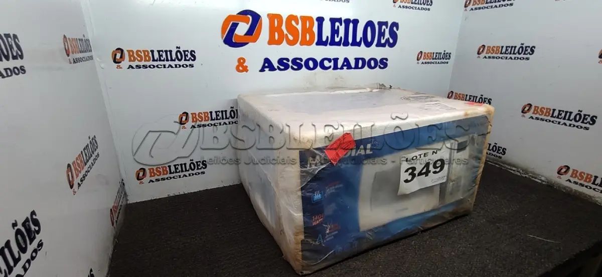 LOTE 349 - 01 - MICRO-ONDAS MONDIAL 34LITROS 110 VOLTS (NO ESTADO, NÃO SABEMOS SE FUNCIONA. LEILÃO NÃO TEM GARANTIA E NEM DEVOLUÇÃO, SUJEITO A POSSÍVEIS AVARIAS VISÍVEIS/OCULTAS E/OU AUSÊNCIA DE COMPONENTES)