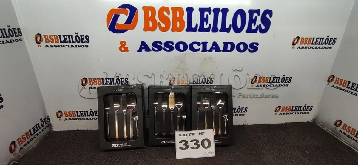 LOTE 330