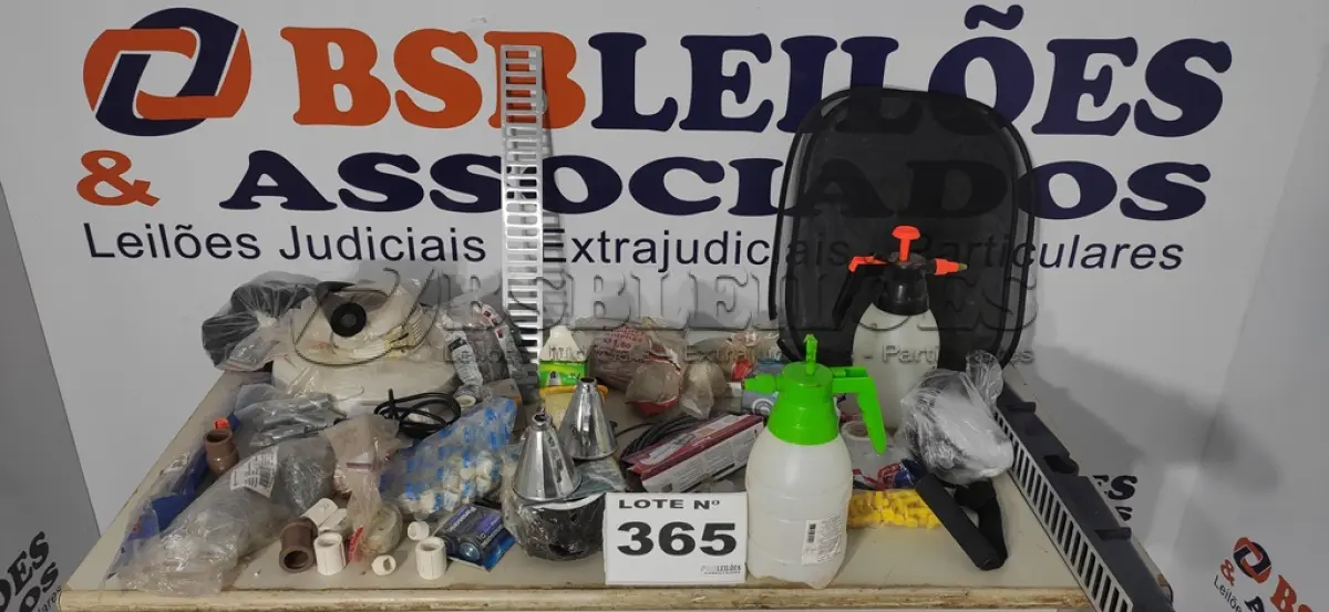 LOTE 365 - 01 – ÍTENS DIVERSOS (NO ESTADO, NÃO SABEMOS SE FUNCIONA. LEILÃO NÃO TEM GARANTIA E NEM DEVOLUÇÃO, SUJEITO A POSSÍVEIS AVARIAS VISÍVEIS/OCULTAS E/OU AUSÊNCIA DE COMPONENTES)