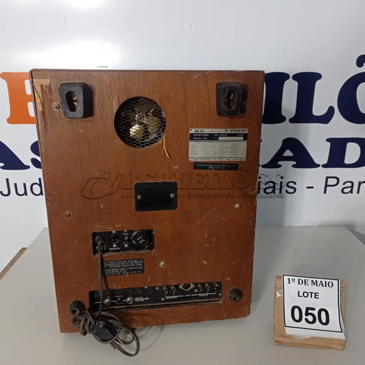 LOTE 050 - 01 TAPERECORDER AKAI 220V. (NO ESTADO) ATENÇÃO! FAZER A VISITAÇÃO ANTES DE ARREMATAR, NÃO SABEMOS SE FUNCIONA. LEILÃO NÃO TEM GARANTIA E NEM DEVOLUÇÃO, SUJEITO A POSSÍVEIS AVARIAS VISÍVEIS/OCULTAS E/OU AUSÊNCIA DE COMPONENTES.
