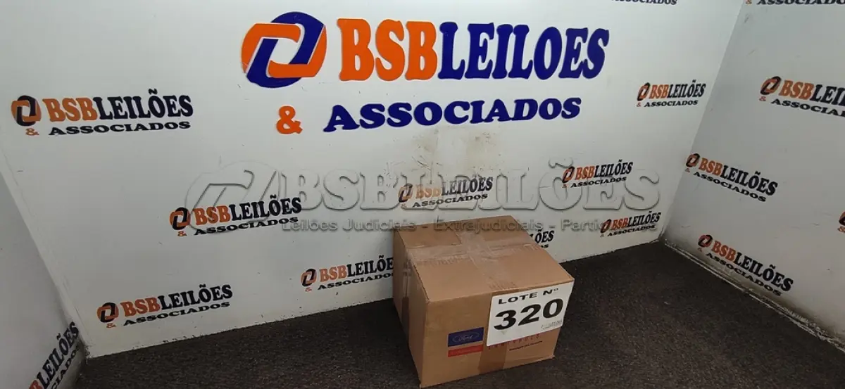 LOTE 320 - JOGO DE CALCO FORD (NO ESTADO, NÃO SABEMOS SE FUNCIONA. LEILÃO NÃO TEM GARANTIA E NEM DEVOLUÇÃO, SUJEITO A POSSÍVEIS AVARIAS VISÍVEIS/OCULTAS E/OU AUSÊNCIA DE COMPONENTES)
