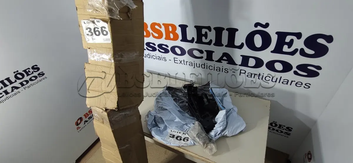 LOTE 366 - 01 - ESTRIBO KEKO TUBULAR CROMADO (NO ESTADO, NÃO SABEMOS SE FUNCIONA. LEILÃO NÃO TEM GARANTIA E NEM DEVOLUÇÃO, SUJEITO A POSSÍVEIS AVARIAS VISÍVEIS/OCULTAS E/OU AUSÊNCIA DE COMPONENTES)