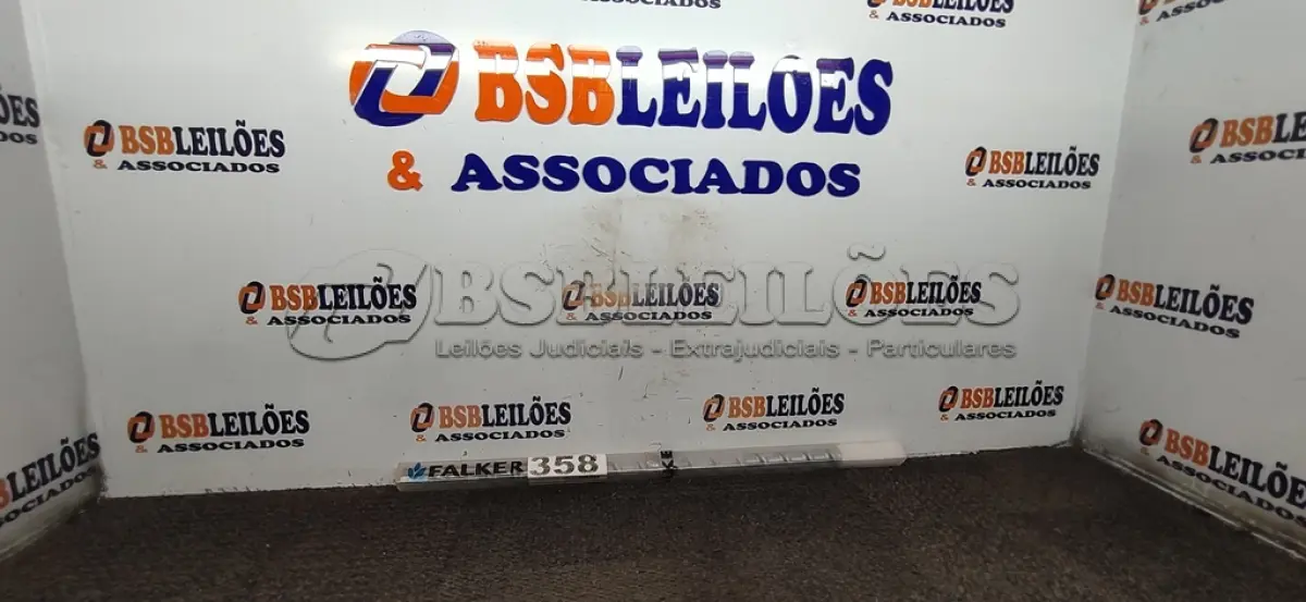 LOTE 358 - 01 - BROCA PARA AMOSTRAGEM DE SOLO FALKER (NO ESTADO, NÃO SABEMOS SE FUNCIONA. LEILÃO NÃO TEM GARANTIA E NEM DEVOLUÇÃO, SUJEITO A POSSÍVEIS AVARIAS VISÍVEIS/OCULTAS E/OU AUSÊNCIA DE COMPONENTES)