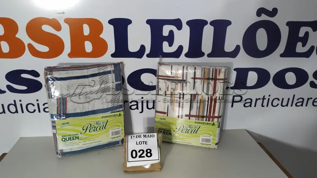 LOTE 028 - 02 JOGOS DE CAMA QUEEN MICRO PERCAL LENÇOL COM ELÁSTICO 1,58M X 1,98M X0,45M DE ALTURA E 02 FRONHAS 0,50M X 0,70M. (NOVO) (NO ESTADO) ATENÇÃO! FAZER A VISITAÇÃO ANTES DE ARREMATAR, NÃO SABEMOS SE FUNCIONA. LEILÃO NÃO TEM GARANTIA E NEM DEVOLUÇÃO, SUJEITO A POSSÍVEIS AVARIAS VISÍVEIS/OCULTAS E/OU AUSÊNCIA DE COMPONENTES.