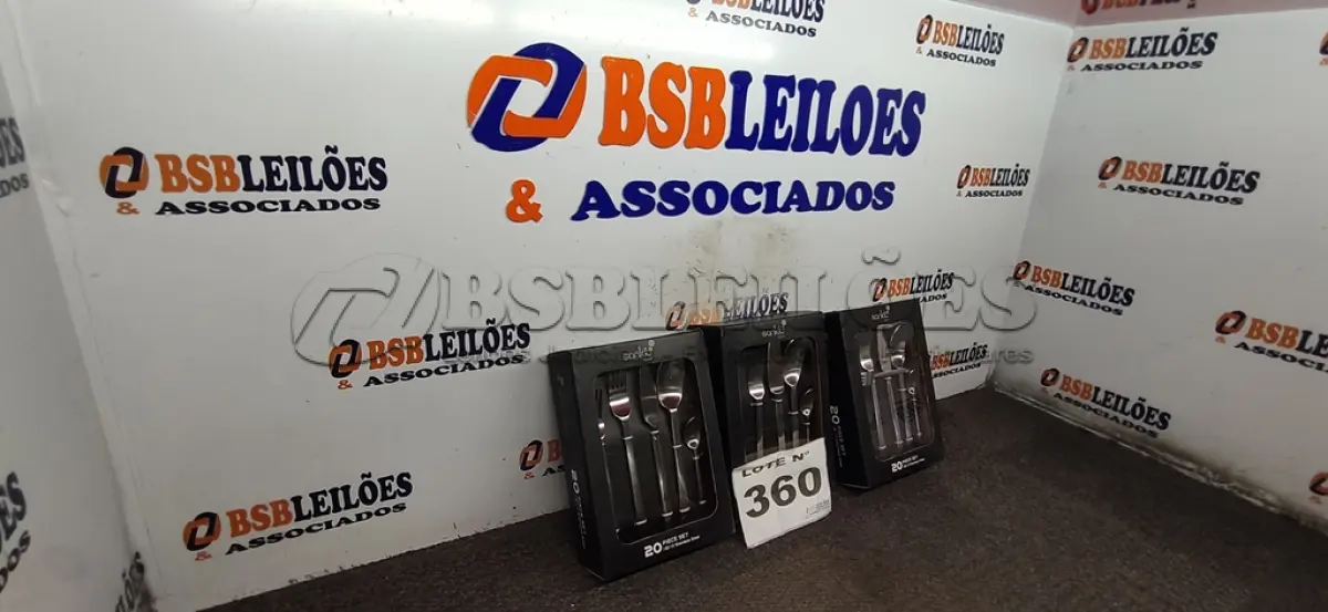 LOTE 360 - 03 - KITS JOGO TALHERES LINHA SANKIT 20 PEÇAS PRATA - PREMIUM (NO ESTADO, NÃO SABEMOS SE FUNCIONA. LEILÃO NÃO TEM GARANTIA E NEM DEVOLUÇÃO, SUJEITO A POSSÍVEIS AVARIAS VISÍVEIS/OCULTAS E/OU AUSÊNCIA DE COMPONENTES)