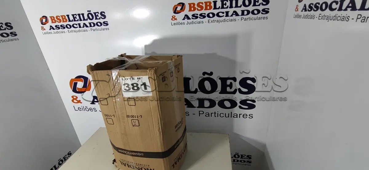 LOTE 381 - 01 LOTE C/ ACESSÓRIOS PARA MÓVEIS DIVERSOS (NO ESTADO, NÃO SABEMOS SE FUNCIONA. LEILÃO NÃO TEM GARANTIA E NEM DEVOLUÇÃO, SUJEITO A POSSÍVEIS AVARIAS VISÍVEIS/OCULTAS E/OU AUSÊNCIA DE COMPONENTES)