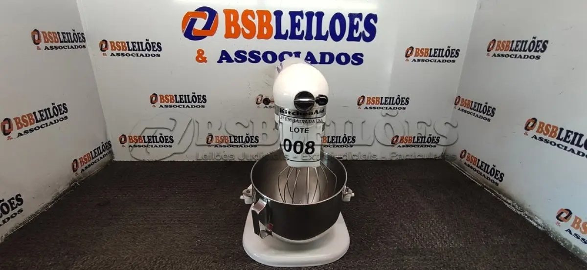 LOTE 008 - 01 BATEDEIRA (MIXER). (NO ESTADO EM QUE SE ENCONTRA. SUJEITO A AVARIAS OCULTAS/VISÍVEIS.) AV9685P
