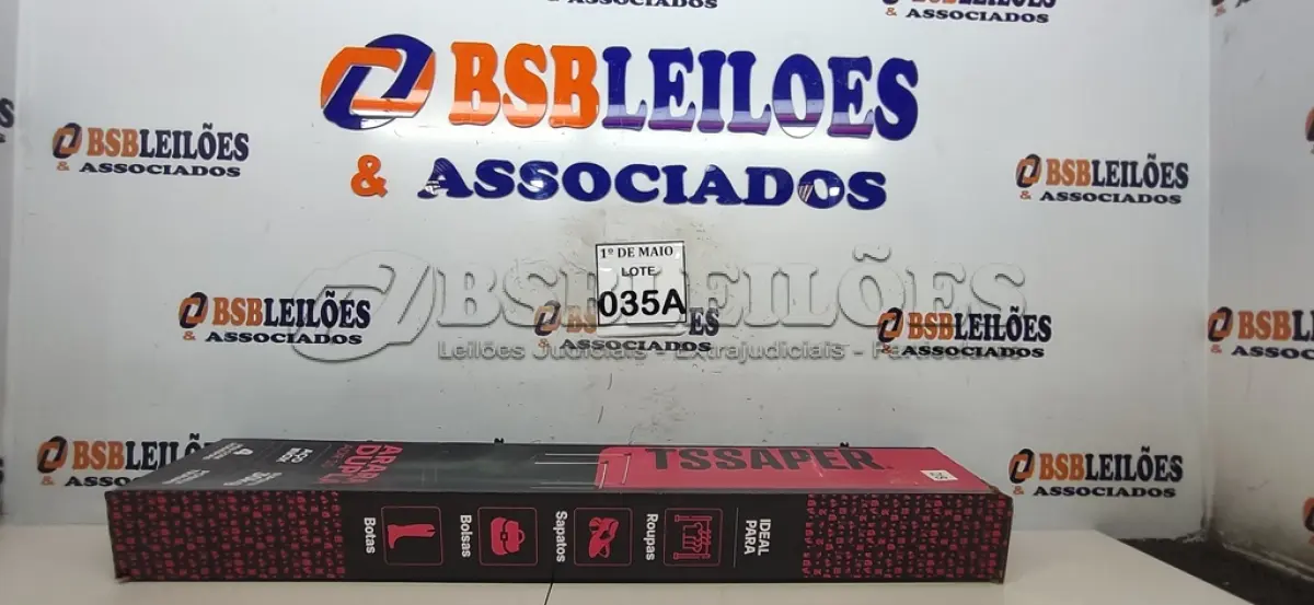 LOTE 035 - 01 ARARA DUPLA MONTÁVEL AÇO INOX SUPORTA 30KL 4 PÉS COM RODINHAS POSSUEM TRAVAS TAMANHO A1.60CM L 0,94CM  (NOVO) (NO ESTADO) ATENÇÃO! FAZER A VISITAÇÃO ANTES DE ARREMATAR, NÃO SABEMOS SE FUNCIONA. LEILÃO NÃO TEM GARANTIA E NEM DEVOLUÇÃO, SUJEITO A POSSÍVEIS AVARIAS VISÍVEIS/OCULTAS E/OU AUSÊNCIA DE COMPONENTES.