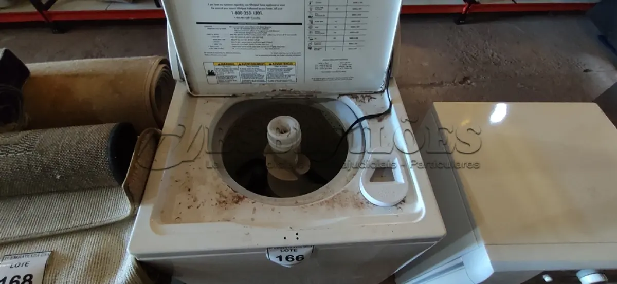 LOTE 166 - 01 LAVA ROUPA (WASHER) WHIRLPOOL 110V. (NO ESTADO EM QUE SE ENCONTRA. SUJEITO A AVARIAS OCULTAS/VISÍVEIS.) BF8708W