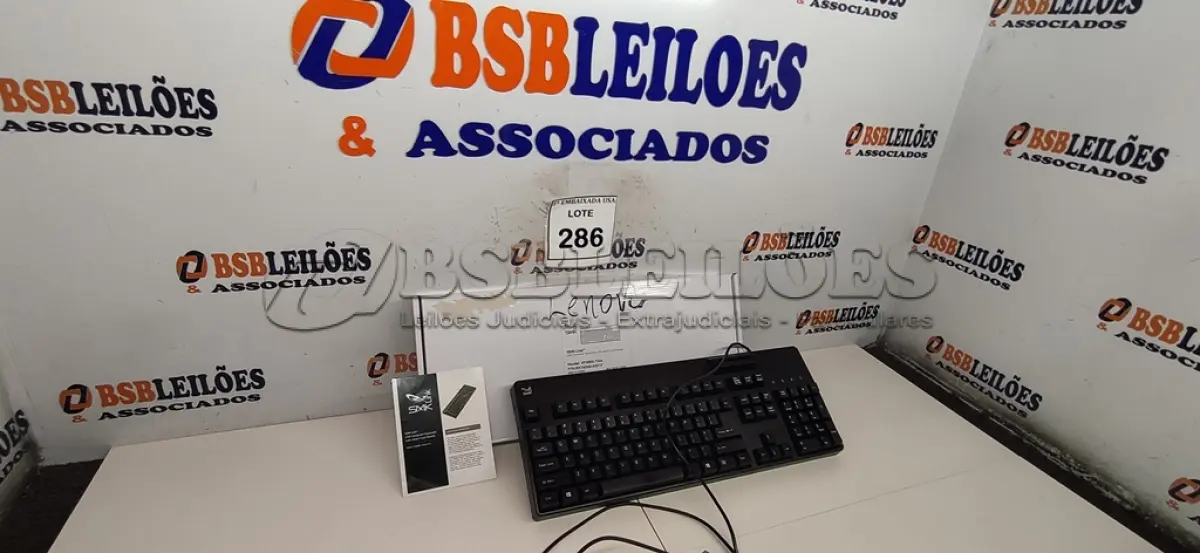 LOTE 286 - 01 TECLADO PARA COMPUTADORE. (NO ESTADO EM QUE SE ENCONTRA. SUJEITO A AVARIAS OCULTAS/VISÍVEIS.)