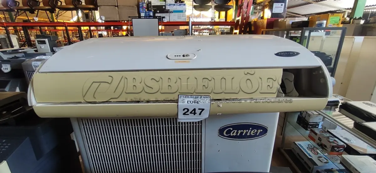 LOTE 247 - 01 CONDENSADORA DE AR 18000 BTU E 01 EVAPORADORA COM AVARIAS MARCA CARRIER. (NO ESTADO) ATENÇÃO! FAZER A VISITAÇÃO ANTES DE ARREMATAR, NÃO SABEMOS SE FUNCIONA, LEILÃO NÃO TEM GARANTIA E NEM DEVOLUÇÃO, SUJEITO A POSSÍVEIS AVARIAS VISÍVEIS/OCULTAS E/OU AUSÊNCIA DE COMPONENTES.