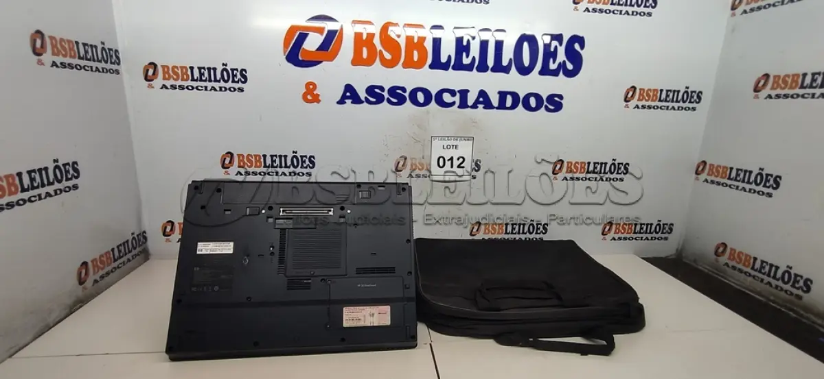 LOTE 012 - 01 NOTEBOOK COMPAQ 6710B MARCA HP SEM FONTE COM CASE. (NO ESTADO) ATENÇÃO! FAZER A VISITAÇÃO ANTES DE ARREMATAR, NÃO SABEMOS SE FUNCIONA, LEILÃO NÃO TEM GARANTIA E NEM DEVOLUÇÃO, SUJEITO A POSSÍVEIS AVARIAS VISÍVEIS/OCULTAS E/OU AUSÊNCIA DE COMPONENTES.