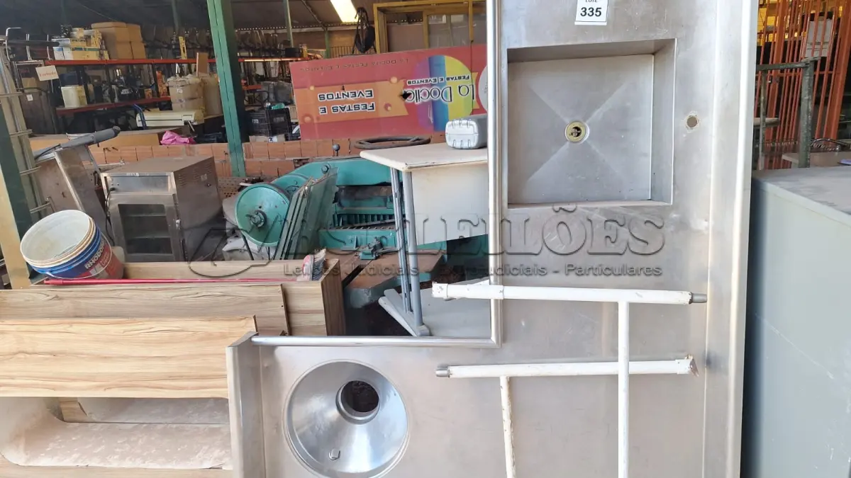 LOTE 335