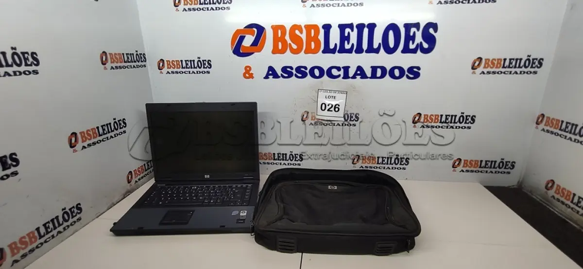 LOTE 026 - 01 NOTEBOOK SEM FONTE E SEM BATERIA COM CASE MARCA HP. (NO ESTADO) ATENÇÃO! FAZER A VISITAÇÃO ANTES DE ARREMATAR, NÃO SABEMOS SE FUNCIONA, LEILÃO NÃO TEM GARANTIA E NEM DEVOLUÇÃO, SUJEITO A POSSÍVEIS AVARIAS VISÍVEIS/OCULTAS E/OU AUSÊNCIA DE COMPONENTES.