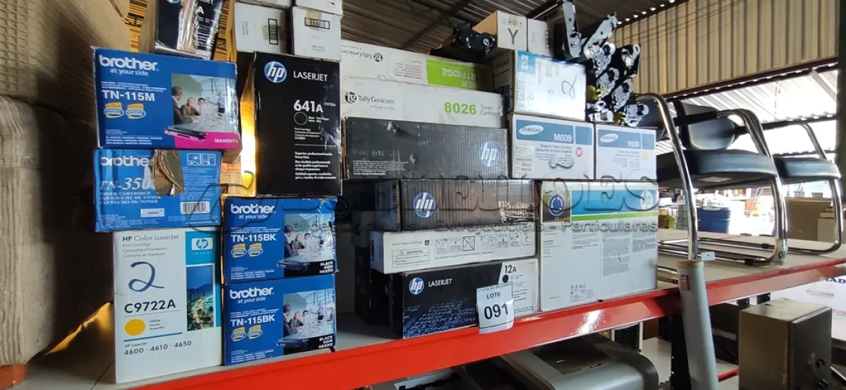 LOTE 091 - 01 LOTE COM GRANDE QUANTIDADE DE TONNERS DE DIVERSAS MARCAS E MODELOS. (NO ESTADO) ATENÇÃO! FAZER A VISITAÇÃO ANTES DE ARREMATAR, NÃO SABEMOS SE FUNCIONA, LEILÃO NÃO TEM GARANTIA E NEM DEVOLUÇÃO, SUJEITO A POSSÍVEIS AVARIAS VISÍVEIS/OCULTAS E/OU AUSÊNCIA DE COMPONENTES.