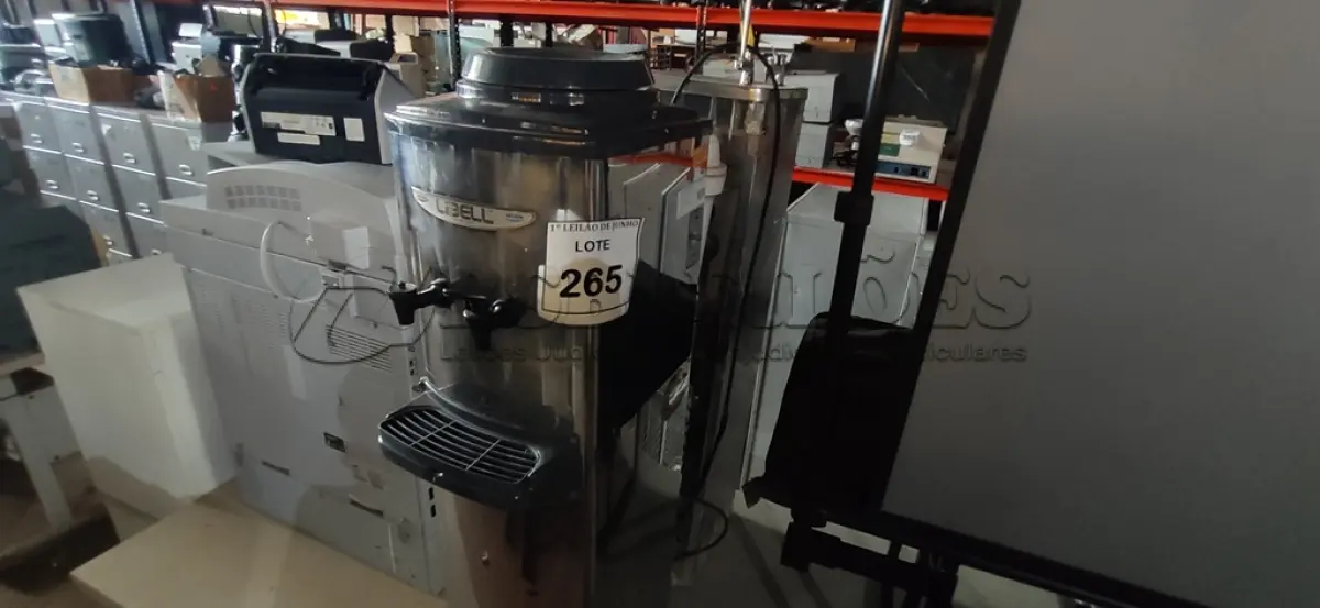 LOTE 265 - 02 BEBEDOUROS INOX SENDO 01 PARA GARRAFÃO MARCA LIBEL. (NO ESTADO) ATENÇÃO! FAZER A VISITAÇÃO ANTES DE ARREMATAR, NÃO SABEMOS SE FUNCIONA, LEILÃO NÃO TEM GARANTIA E NEM DEVOLUÇÃO, SUJEITO A POSSÍVEIS AVARIAS VISÍVEIS/OCULTAS E/OU AUSÊNCIA DE COMPONENTES.