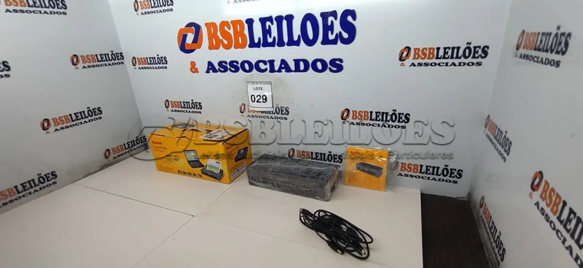 LOTE 029 - 01 SCANMATE I940 MARCA KODAK. (NO ESTADO) ATENÇÃO! FAZER A VISITAÇÃO ANTES DE ARREMATAR, NÃO SABEMOS SE FUNCIONA, LEILÃO NÃO TEM GARANTIA E NEM DEVOLUÇÃO, SUJEITO A POSSÍVEIS AVARIAS VISÍVEIS/OCULTAS E/OU AUSÊNCIA DE COMPONENTES.