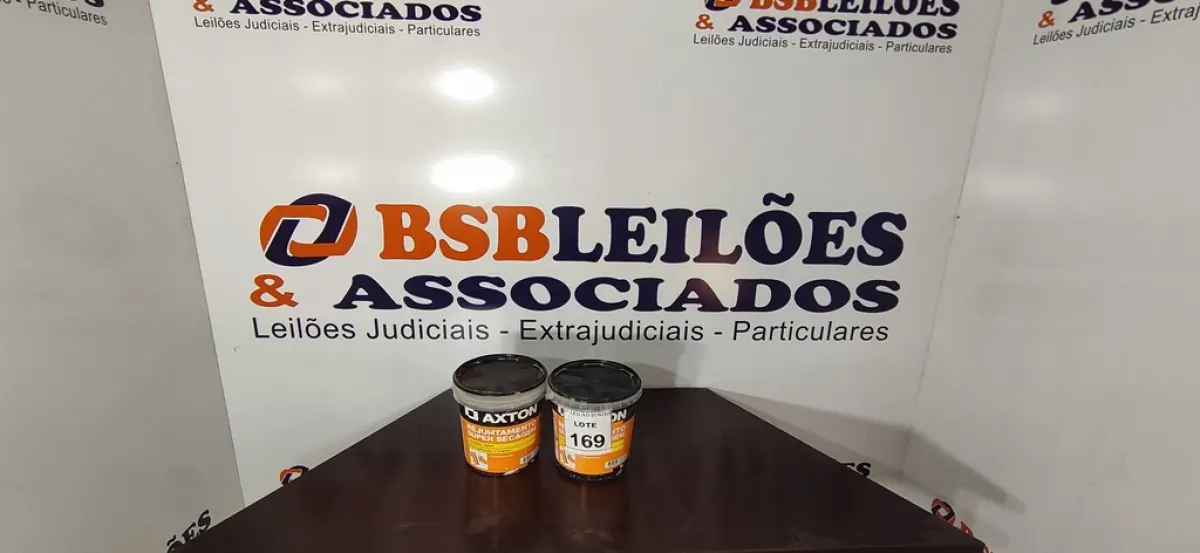 02 GALÕES DE REJUNTAMENTO 4KG CADA NAS CORES CARVALHO E CINZA PLATINO MARCA AXTON. (NO ESTADO) ATENÇÃO! FAZER A VISITAÇÃO ANTES DE ARREMATAR, NÃO SABEMOS SE FUNCIONA, LEILÃO NÃO TEM GARANTIA E NEM DEVOLUÇÃO, SUJEITO A POSSÍVEIS AVARIAS VISÍVEIS/OCULTAS E/OU AUSÊNCIA DE COMPONENTES.
