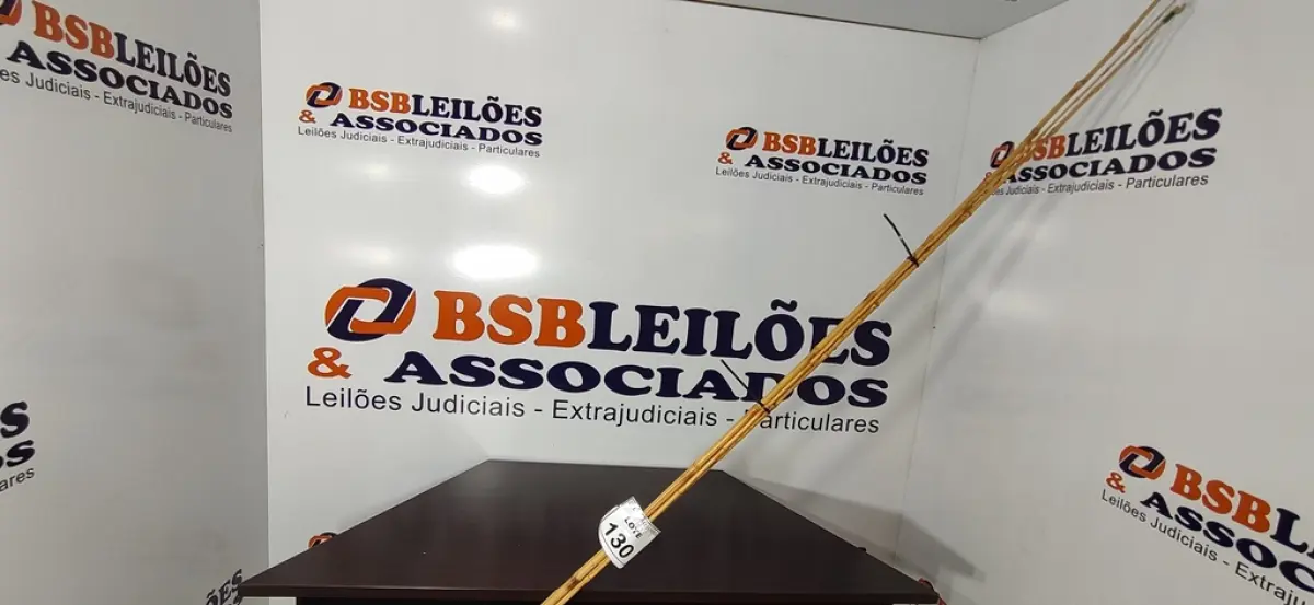05 VARAS DE BAMBU. (NO ESTADO) ATENÇÃO! FAZER A VISITAÇÃO ANTES DE ARREMATAR, NÃO SABEMOS SE FUNCIONA, LEILÃO NÃO TEM GARANTIA E NEM DEVOLUÇÃO, SUJEITO A POSSÍVEIS AVARIAS VISÍVEIS/OCULTAS E/OU AUSÊNCIA DE COMPONENTES.