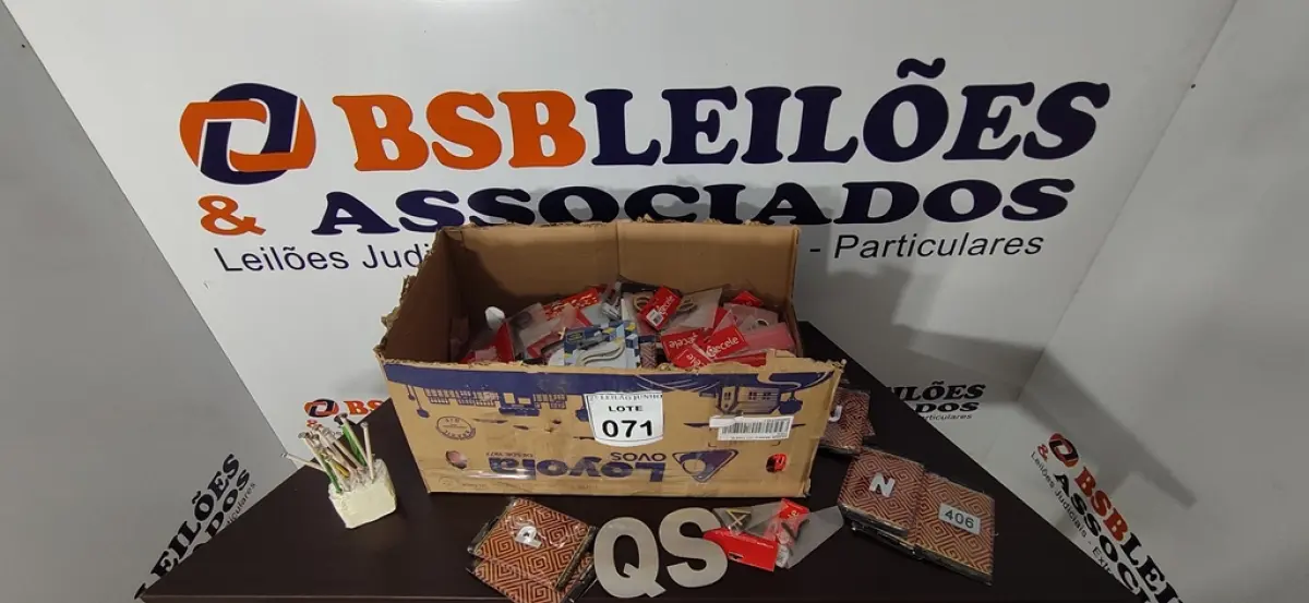 01 LOTE COM GRANDE QUANTIDADE DE NÚMEROS RESIDENCIAL TAMANHOS DIVERSOS. (NO ESTADO) ATENÇÃO! FAZER A VISITAÇÃO ANTES DE ARREMATAR, NÃO SABEMOS SE FUNCIONA, LEILÃO NÃO TEM GARANTIA E NEM DEVOLUÇÃO, SUJEITO A POSSÍVEIS AVARIAS VISÍVEIS/OCULTAS E/OU AUSÊNCIA DE COMPONENTES.