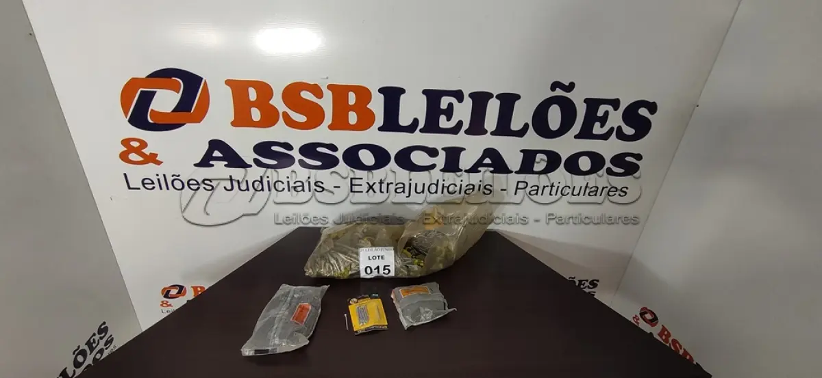 LOTE 015 - 01 LOTE COM GRANDE QUANTIDADE DE PREGOS TAMANHOS DIVERSOS. (NO ESTADO) ATENÇÃO! FAZER A VISITAÇÃO ANTES DE ARREMATAR, NÃO SABEMOS SE FUNCIONA, LEILÃO NÃO TEM GARANTIA E NEM DEVOLUÇÃO, SUJEITO A POSSÍVEIS AVARIAS VISÍVEIS/OCULTAS E/OU AUSÊNCIA DE COMPONENTES.