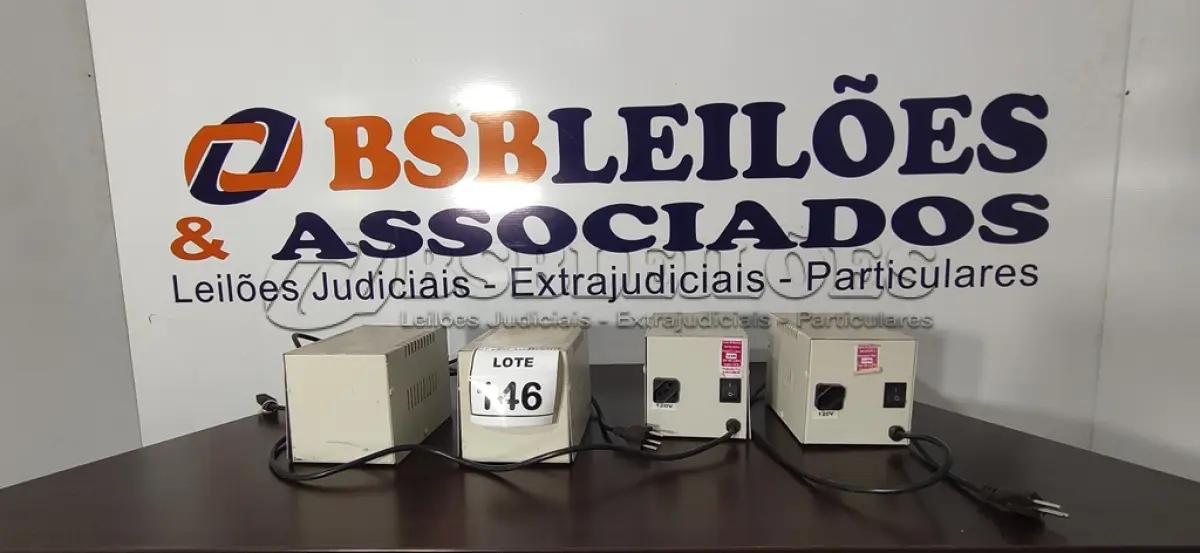 LOTE 146 - 04 TRANSFORMADORES DE 1.5 KVA. (NO ESTADO) ATENÇÃO! FAZER A VISITAÇÃO ANTES DE ARREMATAR, NÃO SABEMOS SE FUNCIONA, LEILÃO NÃO TEM GARANTIA E NEM DEVOLUÇÃO, SUJEITO A POSSÍVEIS AVARIAS VISÍVEIS/OCULTAS E/OU AUSÊNCIA DE COMPONENTES.