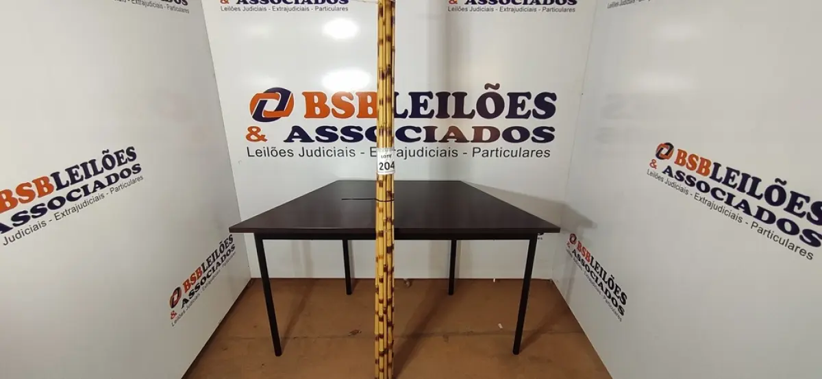 05 VARAS DE BAMBU. (NO ESTADO) ATENÇÃO! FAZER A VISITAÇÃO ANTES DE ARREMATAR, NÃO SABEMOS SE FUNCIONA, LEILÃO NÃO TEM GARANTIA E NEM DEVOLUÇÃO, SUJEITO A POSSÍVEIS AVARIAS VISÍVEIS/OCULTAS E/OU AUSÊNCIA DE COMPONENTES.