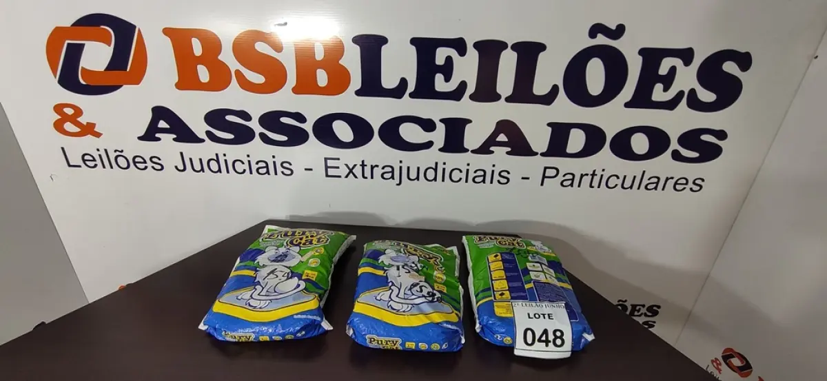 03 PACOTES DE GRANULADOS SANITÁRIO COM 4KG CADA. (NO ESTADO) ATENÇÃO! FAZER A VISITAÇÃO ANTES DE ARREMATAR, NÃO SABEMOS SE FUNCIONA, LEILÃO NÃO TEM GARANTIA E NEM DEVOLUÇÃO, SUJEITO A POSSÍVEIS AVARIAS VISÍVEIS/OCULTAS E/OU AUSÊNCIA DE COMPONENTES.