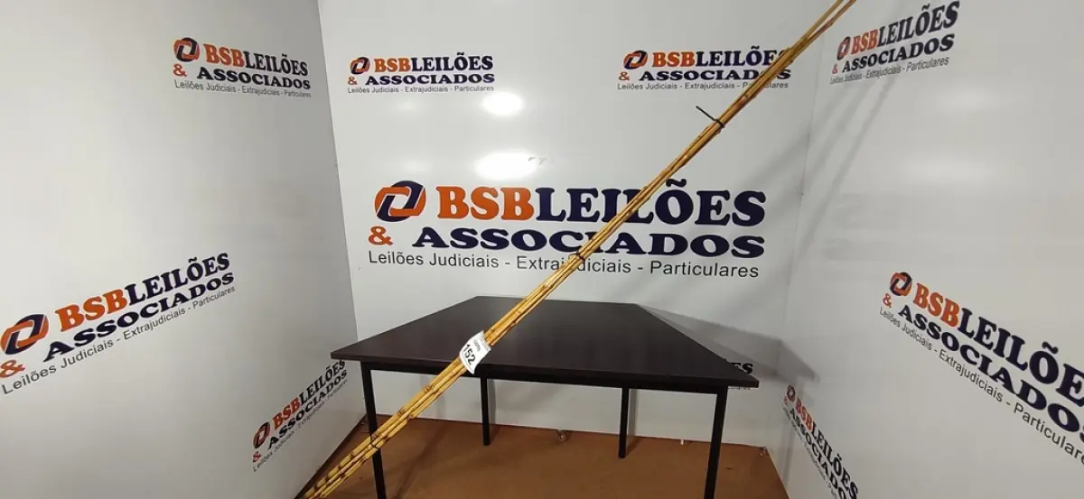 05 VARAS DE BAMBU. (NO ESTADO) ATENÇÃO! FAZER A VISITAÇÃO ANTES DE ARREMATAR, NÃO SABEMOS SE FUNCIONA, LEILÃO NÃO TEM GARANTIA E NEM DEVOLUÇÃO, SUJEITO A POSSÍVEIS AVARIAS VISÍVEIS/OCULTAS E/OU AUSÊNCIA DE COMPONENTES.