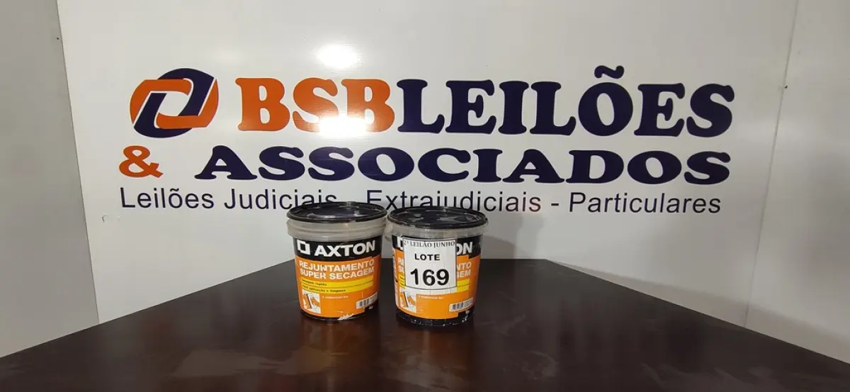02 GALÕES DE REJUNTAMENTO 4KG CADA NAS CORES CARVALHO E CINZA PLATINO MARCA AXTON. (NO ESTADO) ATENÇÃO! FAZER A VISITAÇÃO ANTES DE ARREMATAR, NÃO SABEMOS SE FUNCIONA, LEILÃO NÃO TEM GARANTIA E NEM DEVOLUÇÃO, SUJEITO A POSSÍVEIS AVARIAS VISÍVEIS/OCULTAS E/OU AUSÊNCIA DE COMPONENTES.
