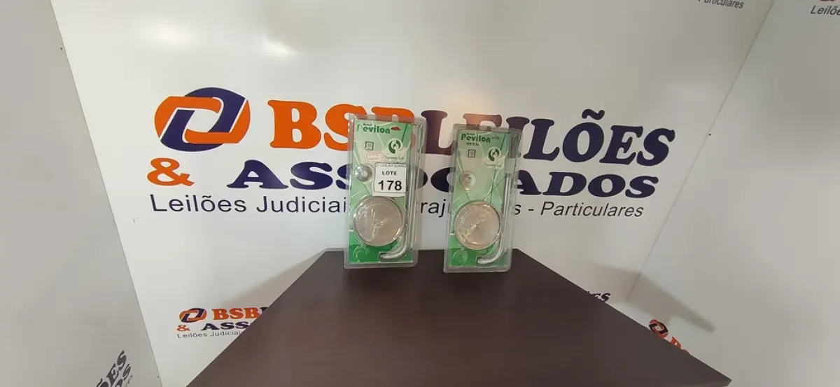 02 CHUVEIROS LUA MARCA PEVILON. (NO ESTADO) ATENÇÃO! FAZER A VISITAÇÃO ANTES DE ARREMATAR, NÃO SABEMOS SE FUNCIONA, LEILÃO NÃO TEM GARANTIA E NEM DEVOLUÇÃO, SUJEITO A POSSÍVEIS AVARIAS VISÍVEIS/OCULTAS E/OU AUSÊNCIA DE COMPONENTES.