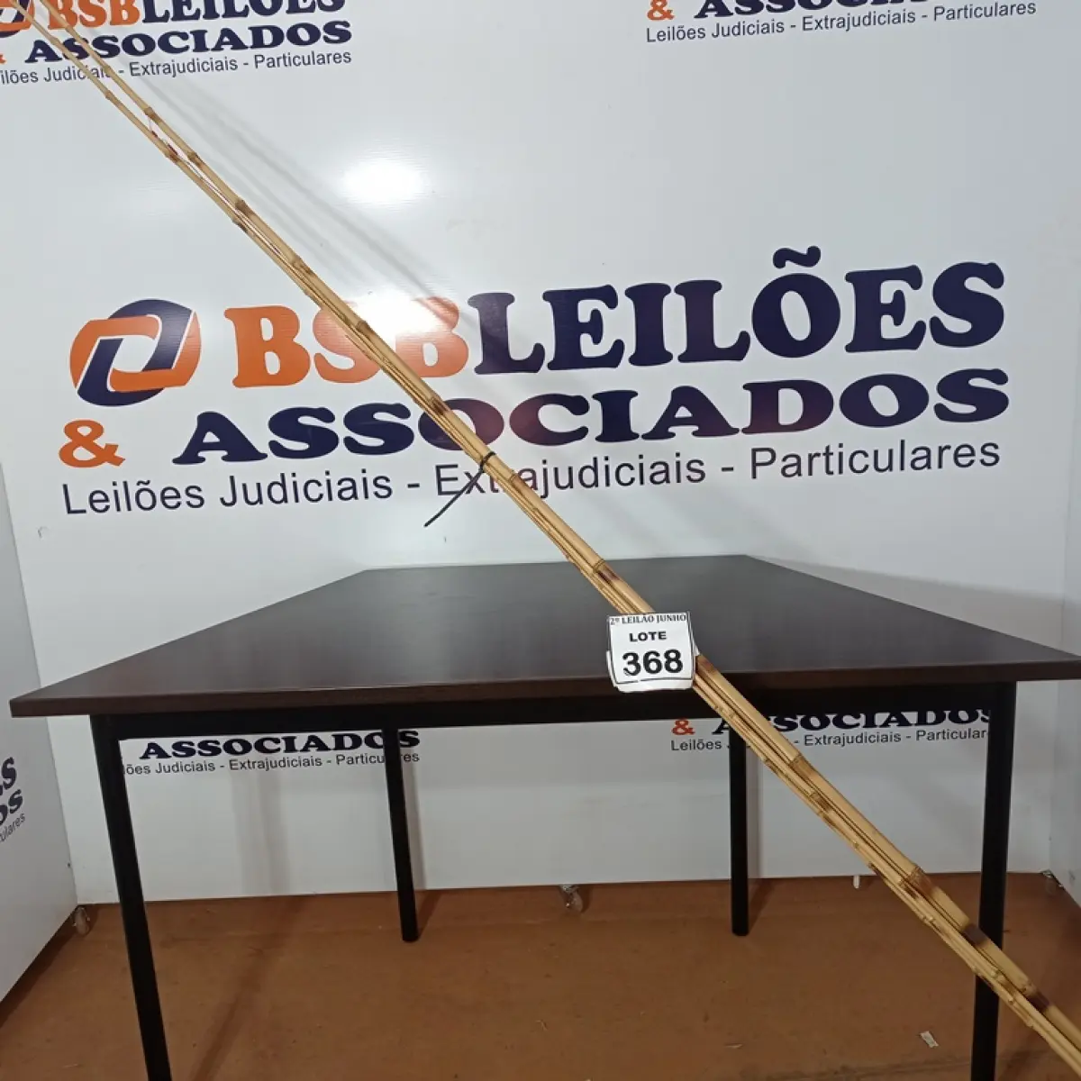 05 VARAS DE BAMBU. (NO ESTADO) ATENÇÃO! FAZER A VISITAÇÃO ANTES DE ARREMATAR, NÃO SABEMOS SE FUNCIONA, LEILÃO NÃO TEM GARANTIA E NEM DEVOLUÇÃO, SUJEITO A POSSÍVEIS AVARIAS VISÍVEIS/OCULTAS E/OU AUSÊNCIA DE COMPONENTES.