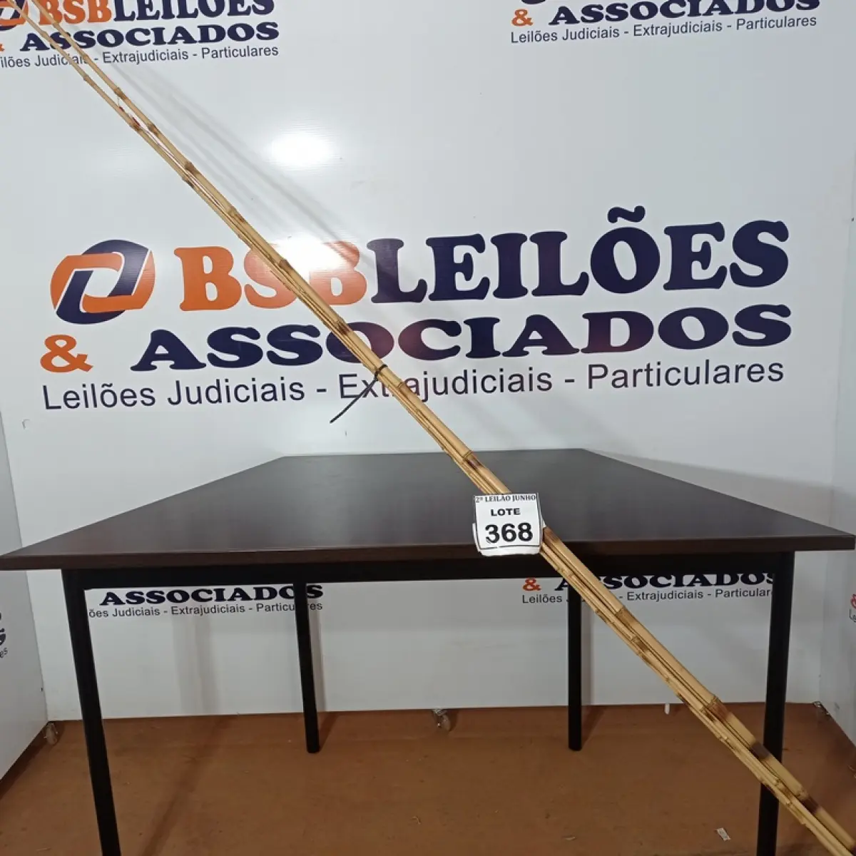 05 VARAS DE BAMBU. (NO ESTADO) ATENÇÃO! FAZER A VISITAÇÃO ANTES DE ARREMATAR, NÃO SABEMOS SE FUNCIONA, LEILÃO NÃO TEM GARANTIA E NEM DEVOLUÇÃO, SUJEITO A POSSÍVEIS AVARIAS VISÍVEIS/OCULTAS E/OU AUSÊNCIA DE COMPONENTES.