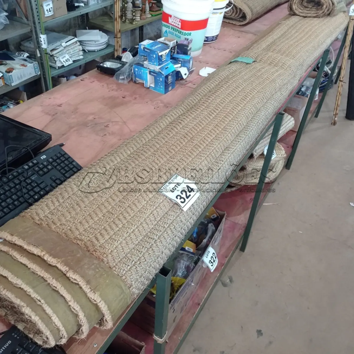 LOTE 324 - 01 TAPETE SISAL MANDACARU TAMANHO 3M X 4M. (NO ESTADO) ATENÇÃO! FAZER A VISITAÇÃO ANTES DE ARREMATAR, NÃO SABEMOS SE FUNCIONA, LEILÃO NÃO TEM GARANTIA E NEM DEVOLUÇÃO, SUJEITO A POSSÍVEIS AVARIAS VISÍVEIS/OCULTAS E/OU AUSÊNCIA DE COMPONENTES.